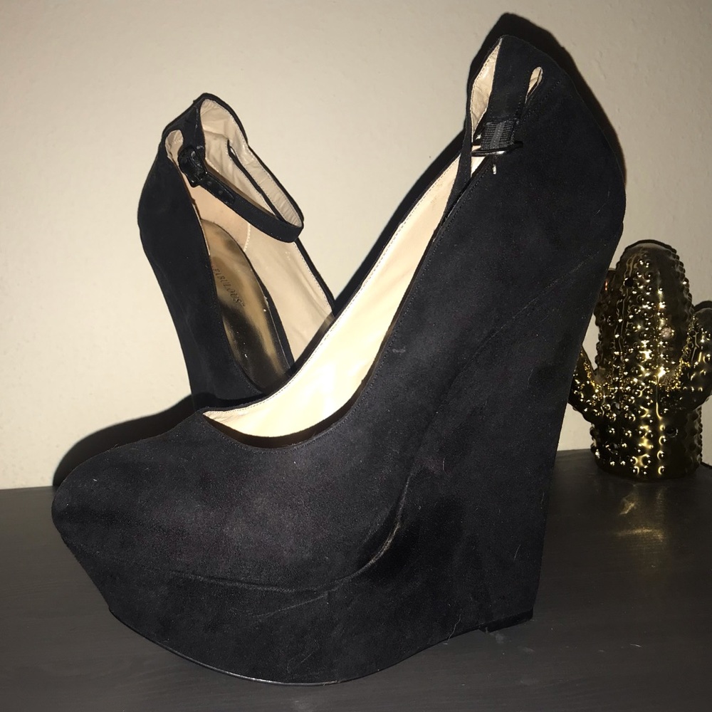 Ballerina Style Black Platform Heels